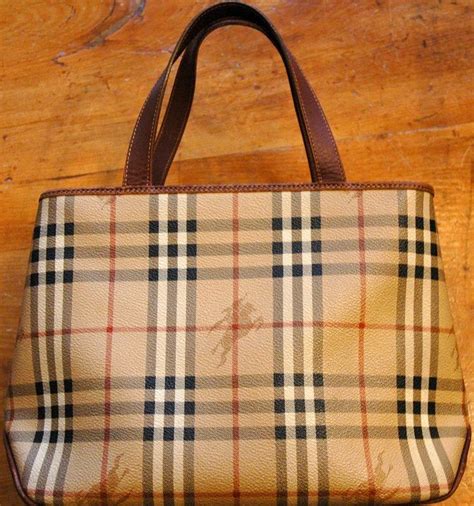 come si vede se una borsa della burberry|Come riconoscere una borsa Burberry originale. .